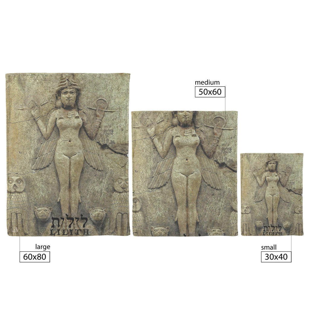 Lilith Fleece Blanket